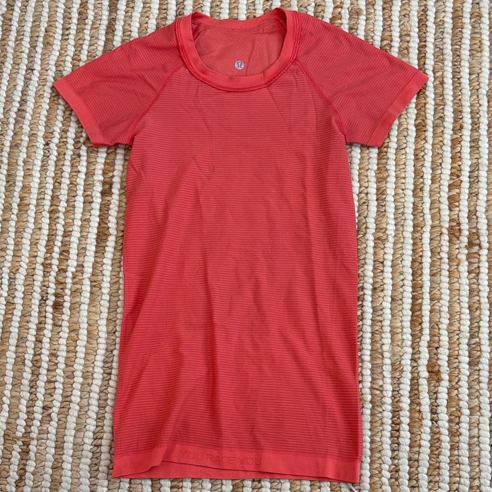 lululemon athletica Red Short Sleeve Tee